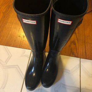 HUNTER rain boots